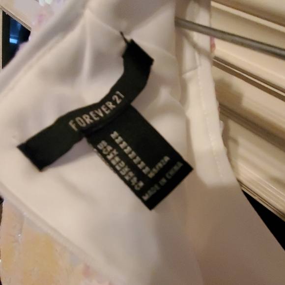 Forever 21 blouse - Picture 4 of 4